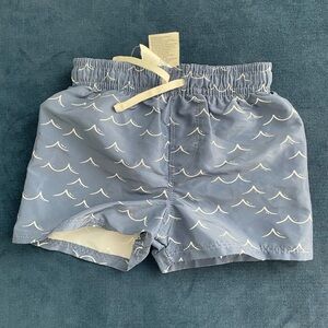 NWOT: H&M swimming trunks 9 - 12 months